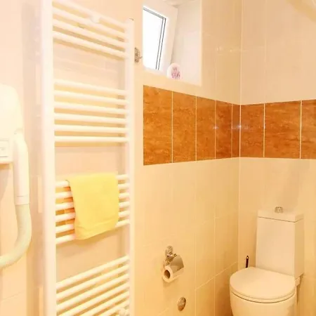 Mozart Apartment *