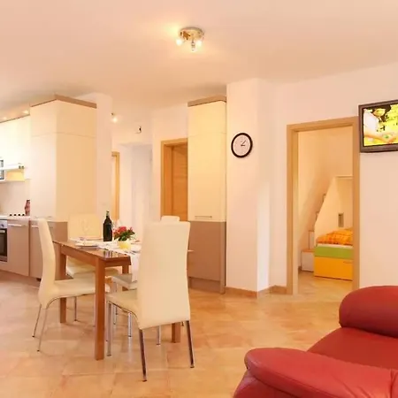 Apartment Mozart